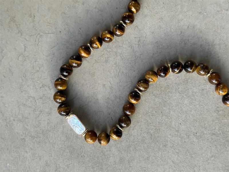 Elara Necklace Gold